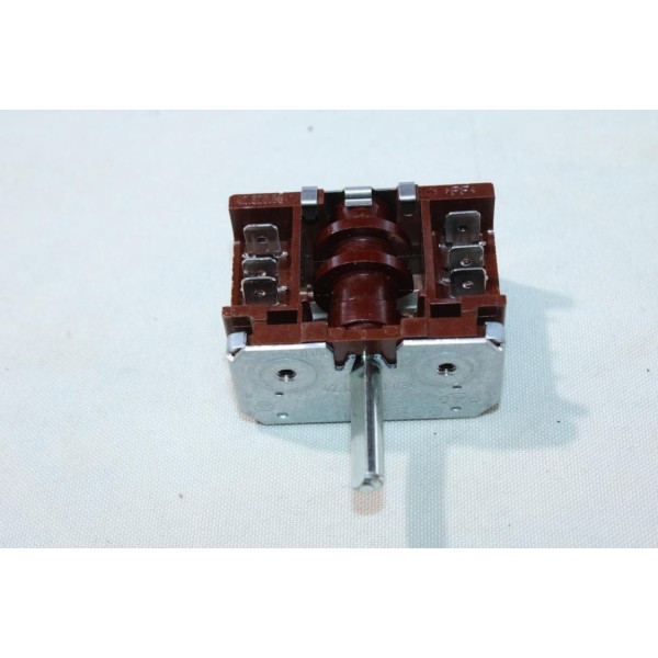 Bouton interrupteur Karcher 6.635-549.0 pour balayeuse karcher KM 70/30 