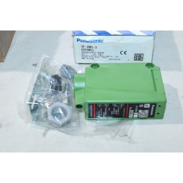 Capteur photo electrique retro reflechissant multi tension UVFRM53 Panasonic VF-RM5-3 