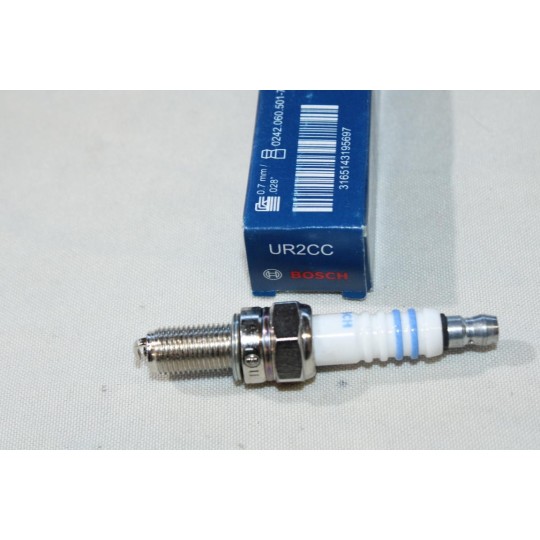 Lot 7 bougies allumage Bosch UR2CC 0242060501 pour moto aprilia habana mojito pegaso sportcity SR husqvarna TE kawasaki J VN 