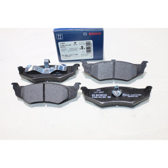 Lot 4 plaquettes de frein arriere montage kelsey Bosch BP331 0986424585 pour dodge neon stratus chrysler 300 sebring PT cruiser 