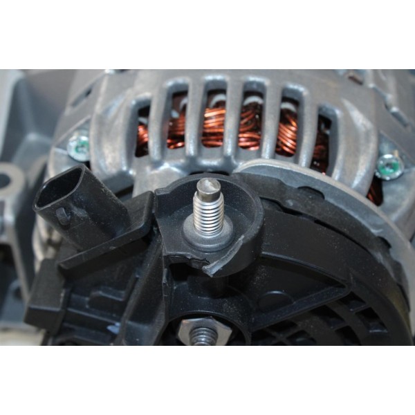 Alternateur 120A recondtionné à neuf Bosch 0986044020* pour opel vectra B C astra G zafira A speedster signum saab 93 9-3 2.0