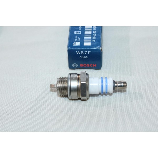 1 Bougie allumage tronconneuse debroussailleuse tondeuse Bosch WS7F 0241235567 7545 