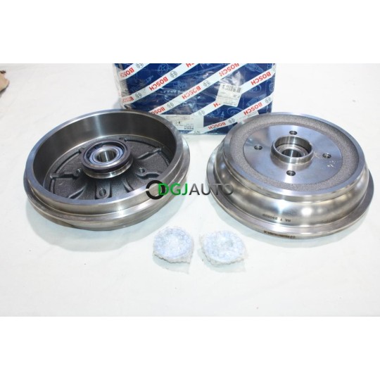 Jeu 2 tambours de frein arriere avec roulement de roue Bosch DB352 0986477282 pour citroen C3 DS3 C-elysée peugeot 207 208 