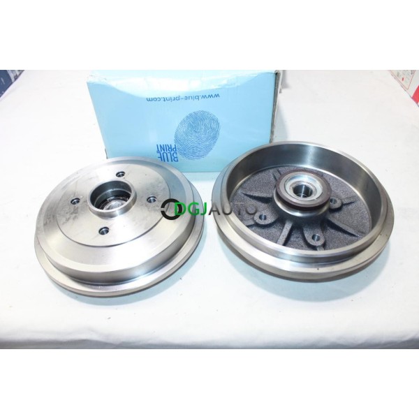 Jeu 2 tambours de frein arriere avec roulement de roue BluePrint ADBP470012 pour citroen C2 C3 peugeot 1007 