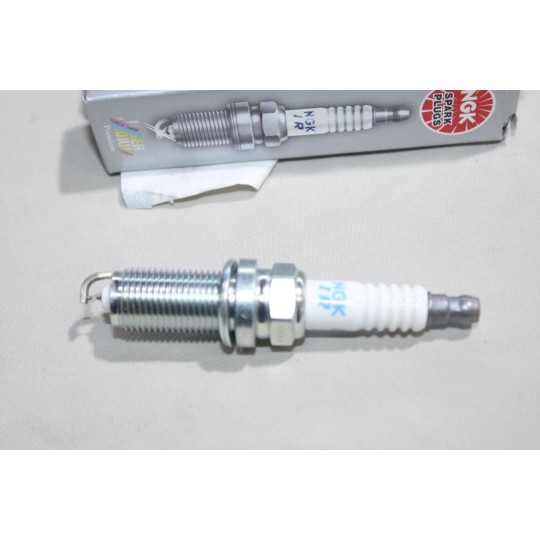 Lot 3 bougies allumage iridium NGK DILFR6A11 97362 pour volvo S60 S80 XC60 XC70 XC90 V60 V70 3.0 3.2 mitsubishi mirage 1.0 1.2 