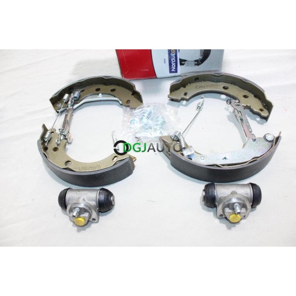 Kit frein arriere 203x38mm montage bendix Isotech IKP156 pour renault kangoo 1 2 I II nissan kubistar 