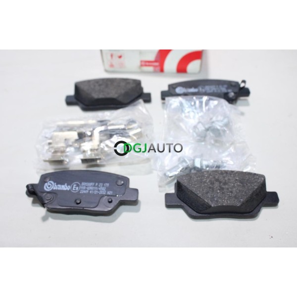 Jeu 4 plaquettes de frein arriere montage mando Brembo P23179 pour fiat tipo 2 II partir de 2015 