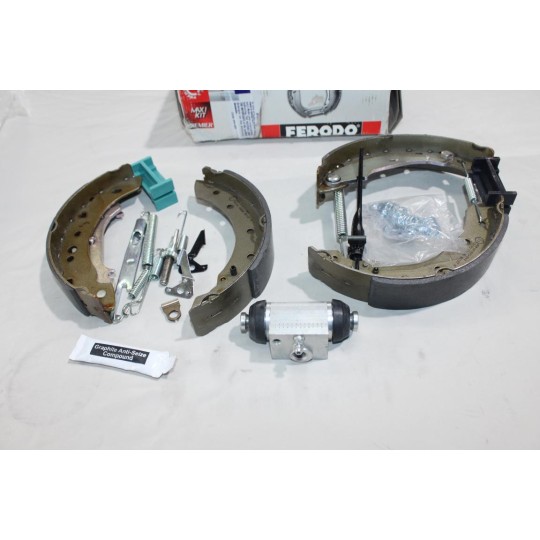 Kit frein arriere montage lucas 203x38mm (MANQUE 1 CYLINDRE ET NON PREMONTE) Ferodo FMK576* pour peugeot 206 206+ 