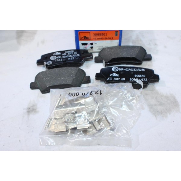 Jeu 4 plaquettes de frein arriere montage akebono ATE 605650 13.0460-5650.2 pour hyundai i10 i20 i30 i40 ix35 veloster accent 