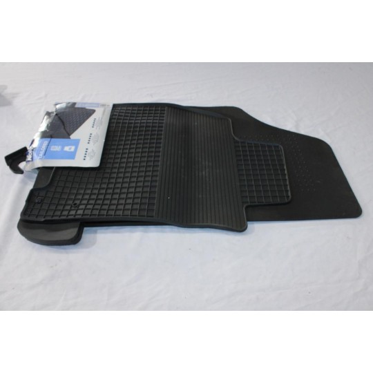Jeu 4 tapis de sol caoutchouc sur mesure avant + arriere Norauto 2329024 NOG054 pour renault megane 3 III de 2008 à 2016 