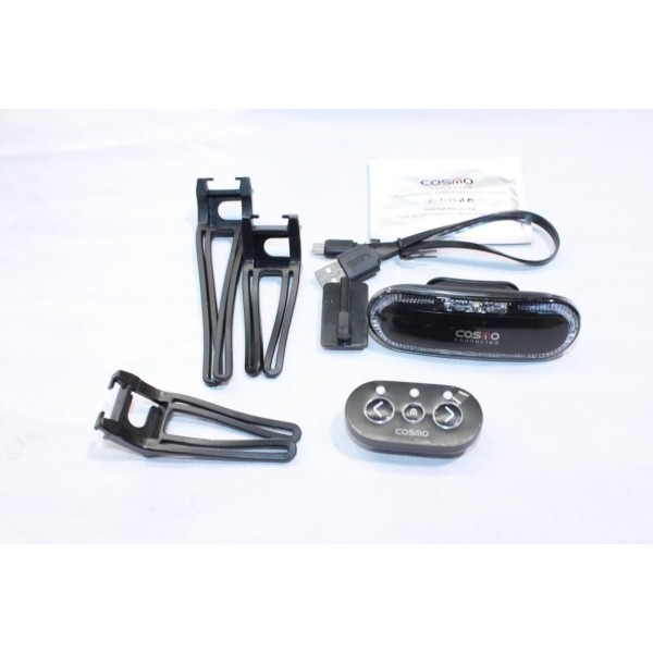 Feu lumiere arriere connecté noir avec support Cosmo 3701169500093 pour velo bicyclette 