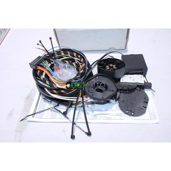 Faisceau attelage multiplexe 7 broches ECS CT-052-B1 775704 pour citroen C4 picasso peugeot 308 