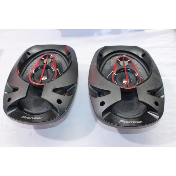 Jeu 2 enceintes haut parleur mixtrax Pioneer TS-R6950S 