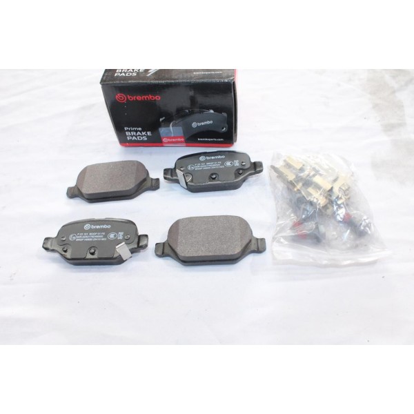 Jeu 4 plaquettes de frein arriere montage lucas Brembo P23151 pour fiat 500 500X panda 3 III 