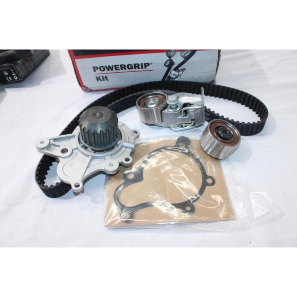 Kit distribution galet tendeur + enrouleur + courroie + pompe à eau Gates KP15579XS-1 pour hyundai accent 2 II trajet elantra 3 