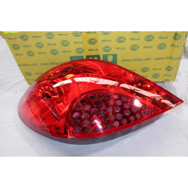 Feu lanterne arriere gauche Hella 2VP354.038-011 pour peugeot 207 
