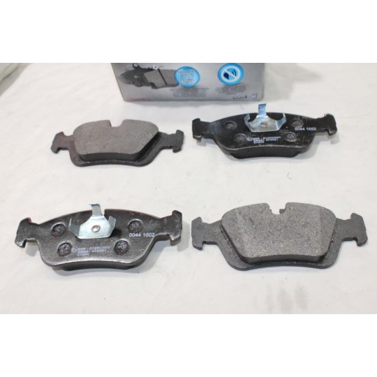 Jeu 4 plaquettes de frein avant montage teves Norauto NRP725 pour BMW E36 serie 3 Z3 