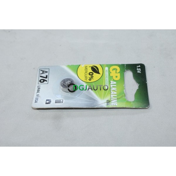 Pile bouton 1.5V A76 LR44 V13GA GP Alkaline A76F-2C1 DLU 04/2022 SANS RECLAMATION