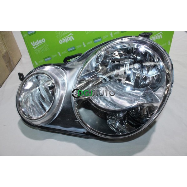 Phare projecteur avant gauche (1 patte cassé avec reparation en l'état SANS RECLAMATION) Valeo 088183* pour volkswagen polo 4 IV