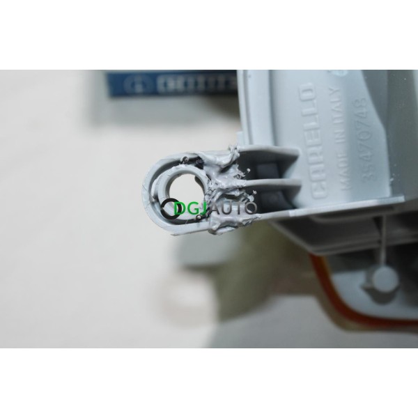 Phare projecteur avant gauche (1 patte cassé avec reparation en l'état SANS RECLAMATION) Magneti Marelli LPB362 712354721129*