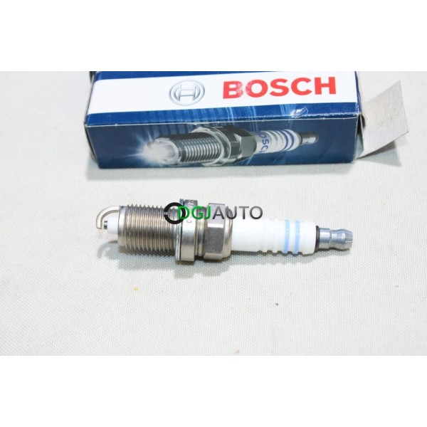 Lot 2 bougies allumage Bosch FR8LC 7559 pour BMW serie 7 8 E31 E32 750i 850i