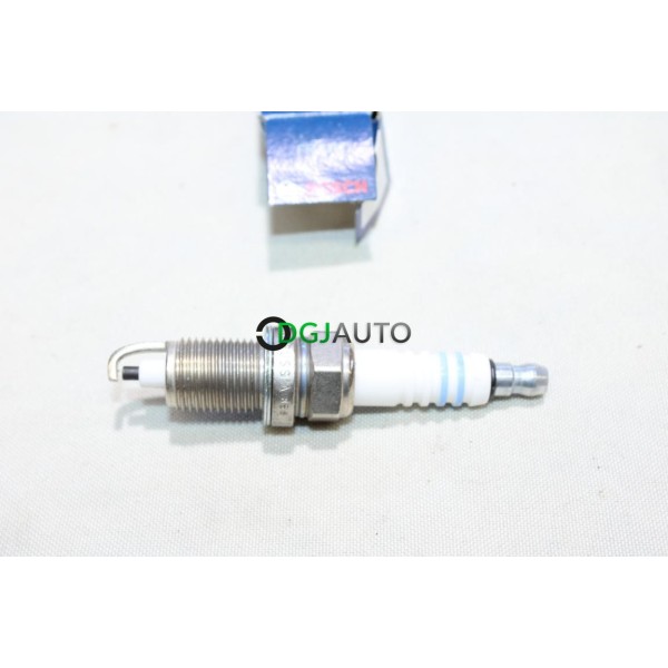 1 Bougie allumage Bosch FR8HC 0242229590 pour chrysler viper dodge viper dakota durango RAM 1500 jeep wrangler cherokee grand