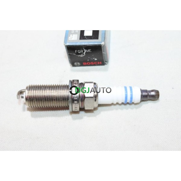 Lot 2 bougies allumage Bosch FQR7ME 0242235791 pour citroen C4 peugeot 206 307 subaru legacy outback