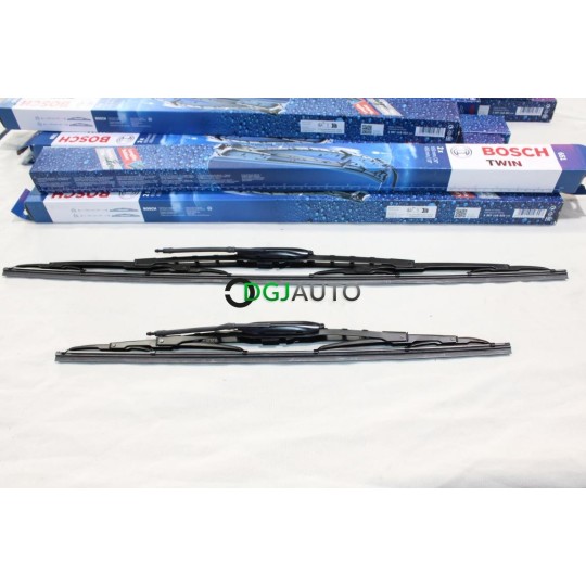 Jeu 2 balais essuie glace 650mm + 450mm avec gicleurs Bosch N°651 3397118321 pour renault espace 3 III avantime