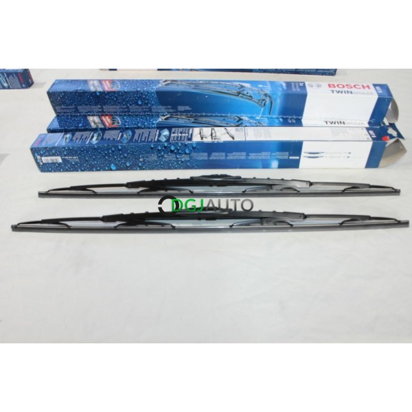 Lot 2 balais essuie glace 650mm + 650mm avec gicleur lave glace Bosch 657S 3397118334 pour citroen C8 fiat ulysse 2 II lancia