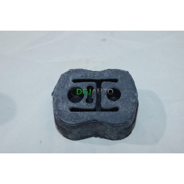 Silent bloc fixation tube tuyau silencieux echappement Bosal 255305 pour mercedes classe E viano vito W210 W639