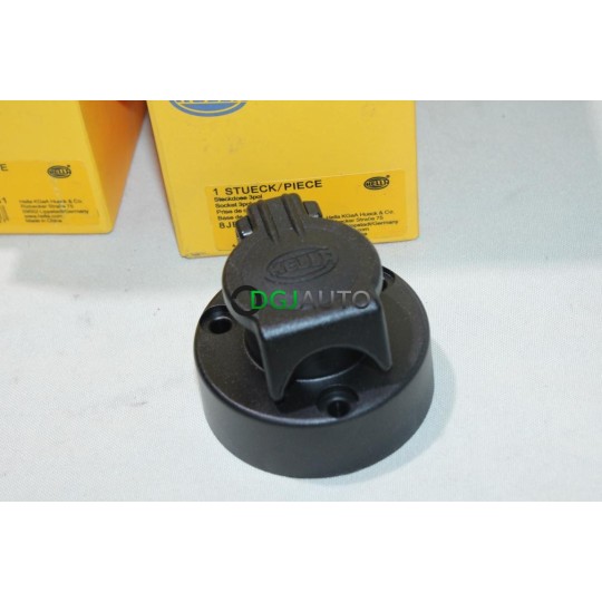 Prise de courant 3 poles Hella 8JB001933-031