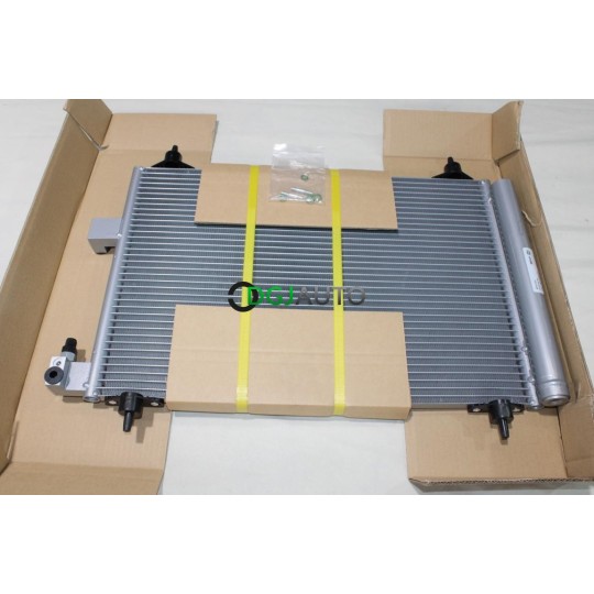 Radiateur condenseur de climatisation Mahle 8FC351309-331 pour citroen C5 C6 peugeot 407