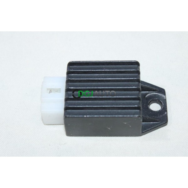 Regulateur de tension TNT 971219Q pour scooter roma lazio reno 50 (trace de montage)