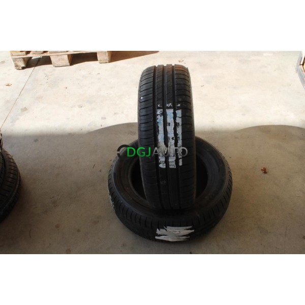 Lot 2 pneus NEUF Goodyear efficientgrip 185/60/14 185 60 14 82T DOT4818