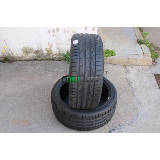 Lot 2 pneus NEUF Hankook ventus S1 evo 2 225/40/18 225 40 18 88Y DOT2220