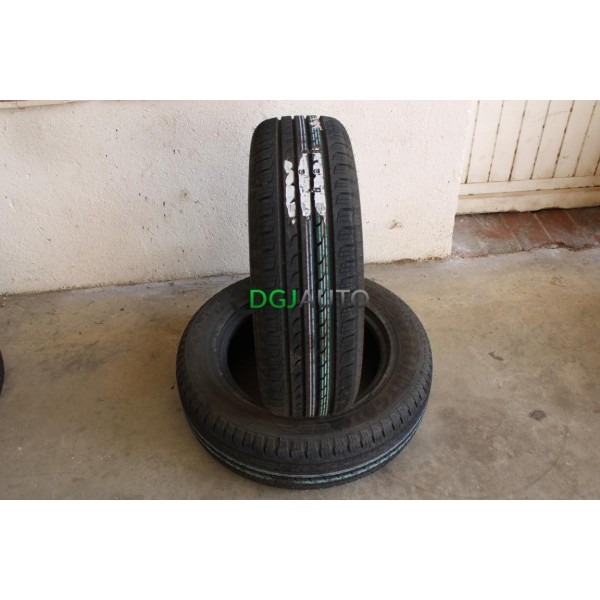 Lot 2 pneus NEUF Goodyear efficientgrip SUV 4x4 225/65/17 225 65 17 102H DOT2019 DOT2618