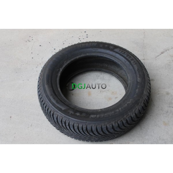 1 Pneu NEUF Michelin Alpin 5 195/65/15 195 65 15 91T DOT4417