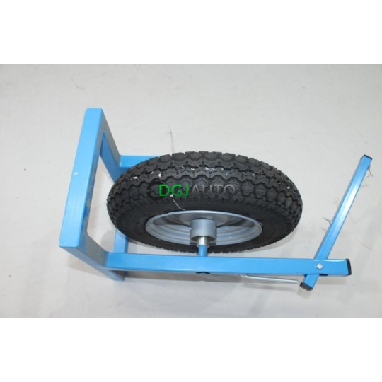 Roue pour apprendre reparation crevaison avec pneu sur support avec pointe SP 350-8 DELITIRE