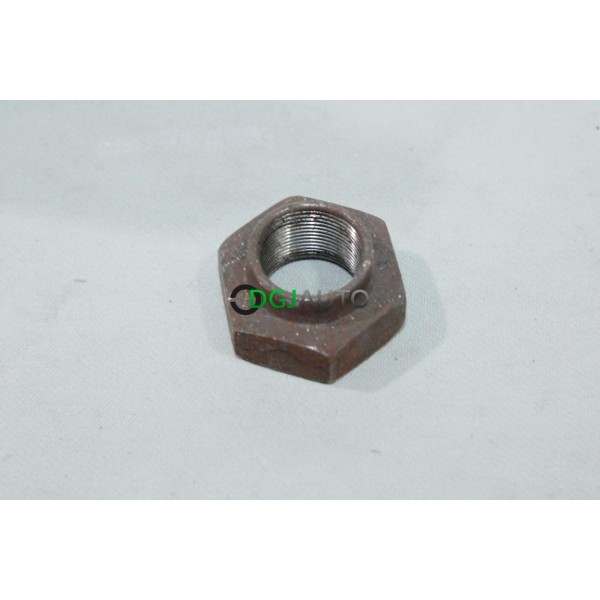 Ecrou essieu roulement de roue 20x150 Da silva E35 (oxydation)