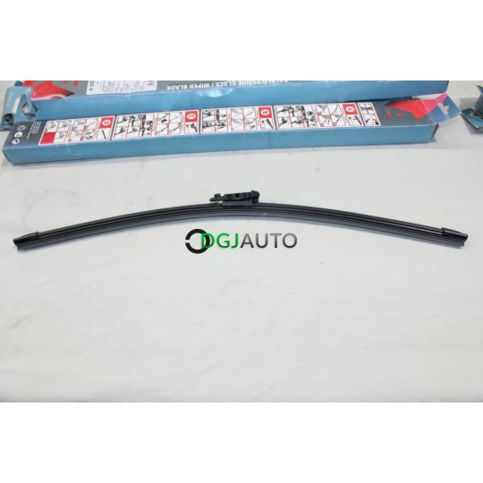 Balais essuie glace souple 550mm Axcar A550U pour alfa romeo 147 159 audi TT BMW serie 1 F20 citroen C5 fiat idea multipla
