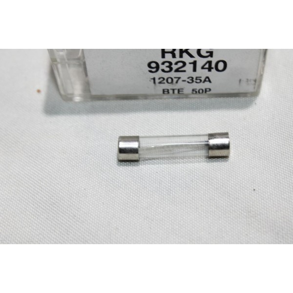 Boite 50 fusibles en verre 35A 7x32mm RKG 932140 