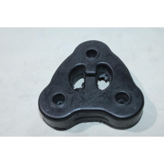 Silent bloc fixation tuyau silencieux echappement Veneporte AA93218 pour BMW serie 3 E46 320D diesel 