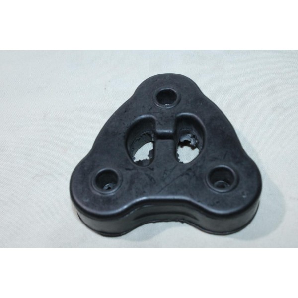 Silent bloc fixation tuyau silencieux echappement Veneporte AA93218 pour BMW serie 3 E46 320D diesel 
