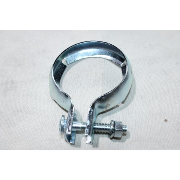 Collier 70mm fixation tuyau silencieux echappement Walker 86137 pour mercedes T1 W601 W602 