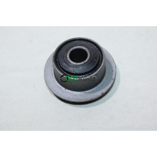 Silent bloc triangle bras de suspension STC T400686 pour peugeot 309 