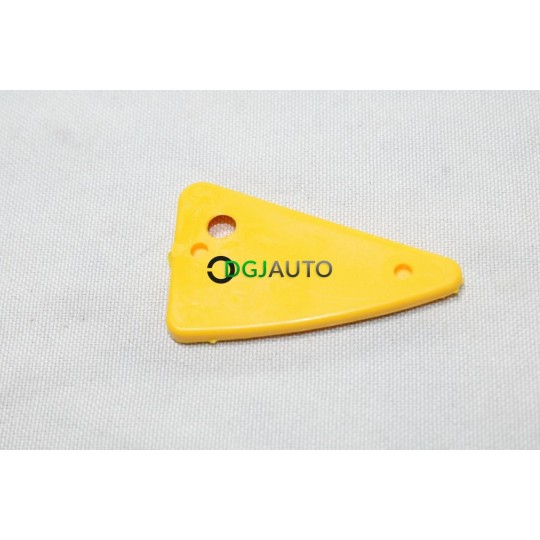 Pièce insert triangulaire de tete opérrante Provac 9004106611 pour demonte pneus type corghi A2025LL 