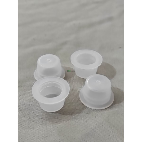 (Envoi nous consulter) 1 Palette de 48000 bouchons plastique pour flacon Maison Denis M41118-9 M41096-7