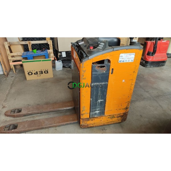 Transpalette electrique quai de chargement Still SU20 HS hors service de 2008 avec chargeur TB pulls HS hors service 690KG +