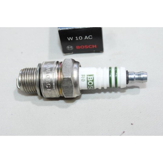 1 Bougie allumage tronconneuse debroussailleuse tondeuse Bosch W10AC 0241219543 pour kubota honda suzuki hitachi équivalent B4H 