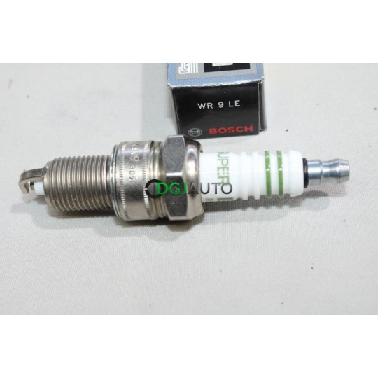 1 Bougie allumage Bosch WR9LE 0242225610 pour BMW serie 3 5 6 7 E23 E24 E28 E30 bertone freeclimber 